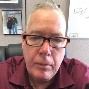 Meet your Posher, Thomas